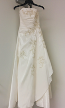Load image into Gallery viewer, Custom &#39;Georgette&#39; size 0 new wedding dress front view on hanger
