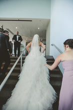 Load image into Gallery viewer, Davids Bridal &#39;Strapless Tulle&#39; - David&#39;s Bridal - Nearly Newlywed Bridal Boutique - 1
