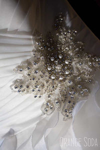 Allure Bridals '8862' - Allure Bridals - Nearly Newlywed Bridal Boutique - 4