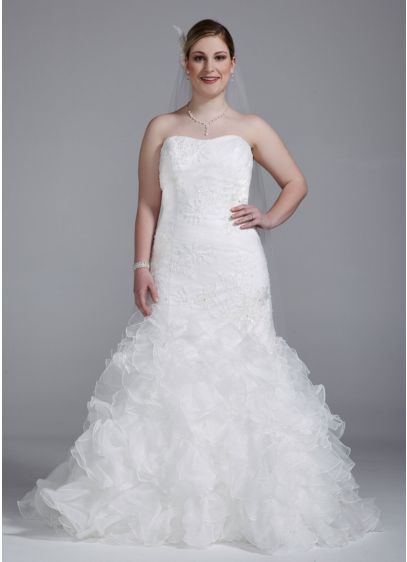 David's Bridal 'Galina' size 4 used wedding dress front view on model