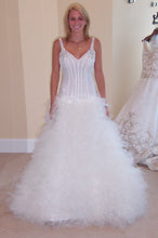 Load image into Gallery viewer, Ines Di Santo Swarovski Crystal Bodice - Ines Di Santo - Nearly Newlywed Bridal Boutique - 1
