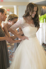 Load image into Gallery viewer, Monique Lhuillier &#39;Bliss&#39; - Monique Lhuillier - Nearly Newlywed Bridal Boutique - 2
