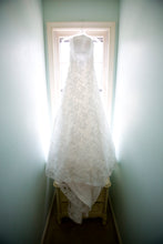 Load image into Gallery viewer, Marisa &#39;Romantic&#39; size 2 used wedding dress front view on hanger
