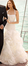 Load image into Gallery viewer, Vera Wang &#39;351172 Halter Style With Rose Skirt&#39;
