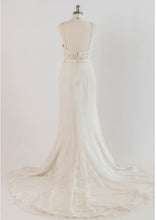 Load image into Gallery viewer, Watters &#39;Katy&#39; - Watters - Nearly Newlywed Bridal Boutique - 4
