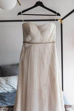 Load image into Gallery viewer, Casablanca &#39;Beloved&#39; size 6 used wedding dress front view on hanger
