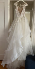Load image into Gallery viewer, St. Patrick Bridal &#39;Love 9558531&#39;
