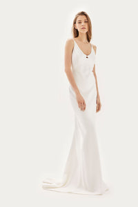 Top Shop 'V Neck' size 4 new wedding dress front view on model