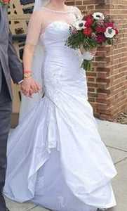 Demetrios 'Unknown' wedding dress size-08 PREOWNED