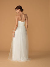 Load image into Gallery viewer, Love, Yu &#39;Muse&#39; - Love, Yu - Nearly Newlywed Bridal Boutique - 2

