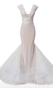 Zahavi Ttshuba 'Lucia' size 4 used wedding dress front view on mannequin