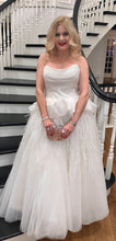 Load image into Gallery viewer, zac posen &#39;Zac Posen &#39; wedding dress size-10 PREOWNED
