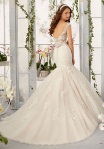 Mori Lee '5407' size 14 new wedding dress back view on model