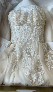 Galia lahav 'Gia' wedding dress size-06 PREOWNED