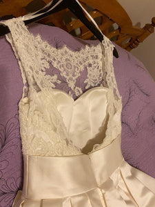 St. Patrick '31073001' wedding dress size-12 NEW