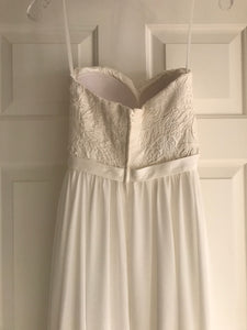 Robert Bullock 'Varro' size 0 new wedding dress back view on hanger