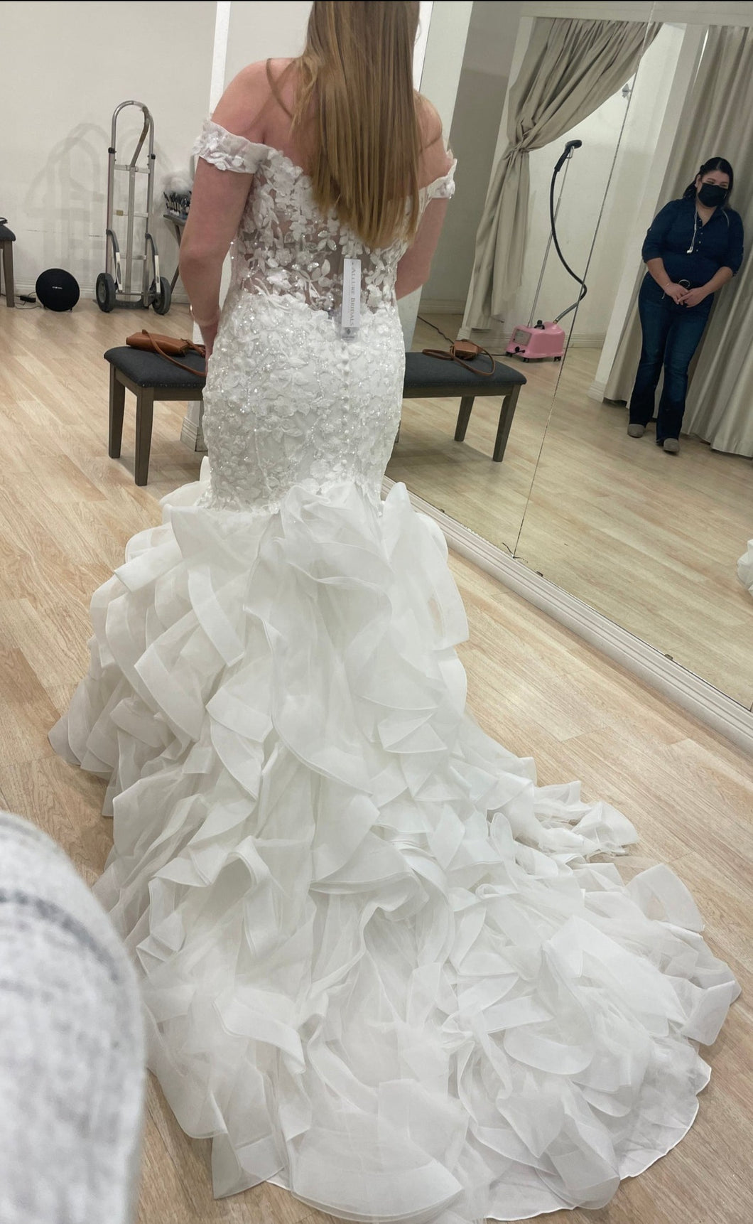 Allure Bridals 'Allure 9859' wedding dress size-08 NEW