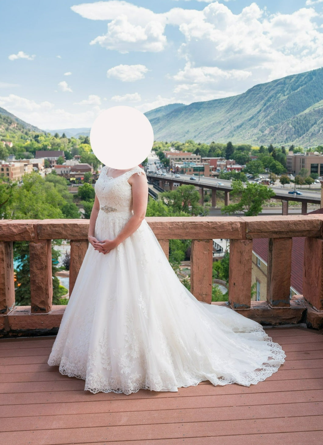 Rebecca Ingram '7RS982' wedding dress size-08 PREOWNED