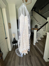 Load image into Gallery viewer, Enchanted &#39;No Style Name &#39; wedding dress size-08 PREOWNED
