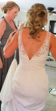 Load image into Gallery viewer, Justin Alexander &#39;Sweetheart&#39; size 4 used wedding dress back view on bride

