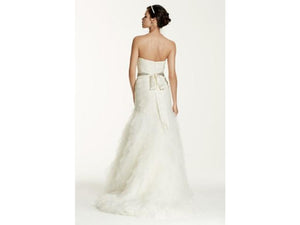Galina Signature 'Basket Woven Trumpet' size 6 new wedding dress back view on model