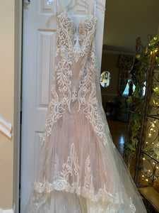 Enzoani 'Athenais' wedding dress size-04 NEW