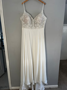 Stella York '7039' wedding dress size-18 NEW