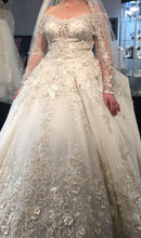 Load image into Gallery viewer, Ysa Makino &#39;custom&#39; wedding dress size-08 NEW
