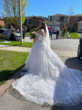 Load image into Gallery viewer, unknown &#39;Unknown&#39; wedding dress size-14 PREOWNED
