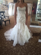 Load image into Gallery viewer, Sottero and Midgley &#39;Moriah-6SW780&#39; wedding dress size-08 NEW
