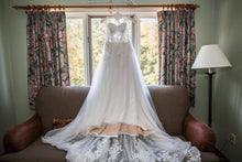 Load image into Gallery viewer, Studio Levana &#39;Shiran&#39; wedding dress size-10 PREOWNED
