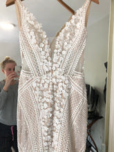 Load image into Gallery viewer, Pallas Couture &#39;Cadencia&#39; size 4 used wedding dress front view on hanger
