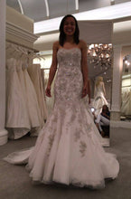 Load image into Gallery viewer, Danielle Caprese &#39;Fit To Flare&#39; size 6 new wedding dress front view on bride

