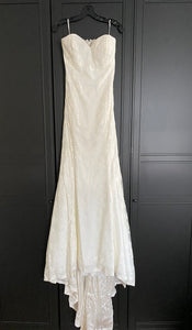 Nicole Miller 'Madison KA1003' wedding dress size-06 NEW