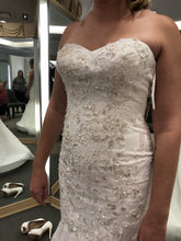 Load image into Gallery viewer, David&#39;s Bridal &#39;Metallic-Beaded Lace Trumpet&#39;
