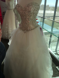 Custom 'England' size 18 new wedding dress front view on mannequin