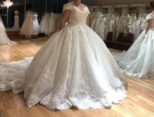 Demetrios 'Celine DP383' wedding dress size-06 NEW