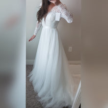 Load image into Gallery viewer, Custom Boutique &#39;Ivory Lace Dress with Plunge and Elegant Back&#39; wedding dress size-06 NEW
