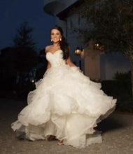 Load image into Gallery viewer, Allure Bridals &#39;8862&#39;
