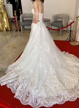 Load image into Gallery viewer, Sottero and Midgley &#39;Watson 8SN544&#39; wedding dress size-00 NEW
