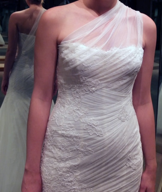 Monique Lhuillier 'Charlene' size 6 new wedding dress front view close up on bride