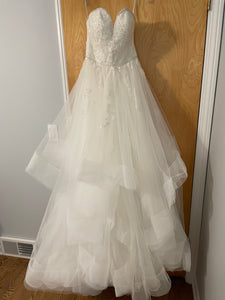 Stella York '6838' wedding dress size-04 NEW