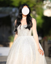 Load image into Gallery viewer, BERTA &#39;Napoli Collection, 20-107&#39; wedding dress size-06 PREOWNED
