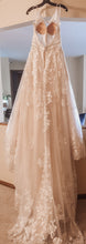 Load image into Gallery viewer, unknown &#39;A Line Plunge Lace Dream&#39; wedding dress size-08 NEW
