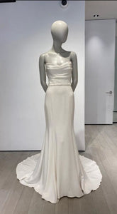 Monique Lhuillier 'Diaz Gown' wedding dress size-06 NEW