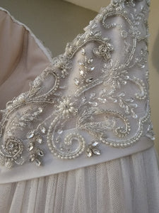 Casablanca '8833' wedding dress size-08 NEW