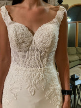 Load image into Gallery viewer, Martina Liana &#39;1294&#39; wedding dress size-08 NEW
