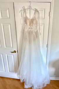 BERTA '2019 Daisy from Barcelona Collection' wedding dress size-06 SAMPLE