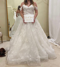Load image into Gallery viewer, Justin Alexander &#39;44200&#39; wedding dress size-10 SAMPLE
