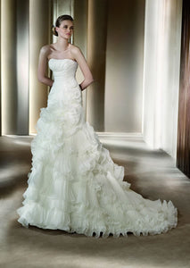 Pronovias Alga Silk Organza Mermaid Wedding Dress - Pronovias - Nearly Newlywed Bridal Boutique - 4